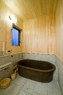 信楽焼　陶器　風呂　W1500 陶器風呂 小判型 制作 製作　販売 注文　激安　　製造　窯元